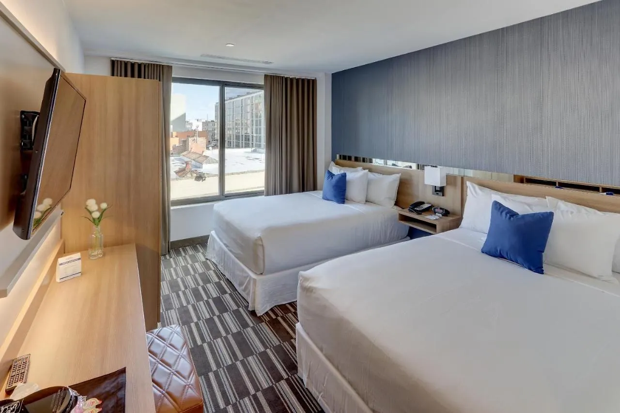 Microtel Inn By Wyndham Long Island City New York