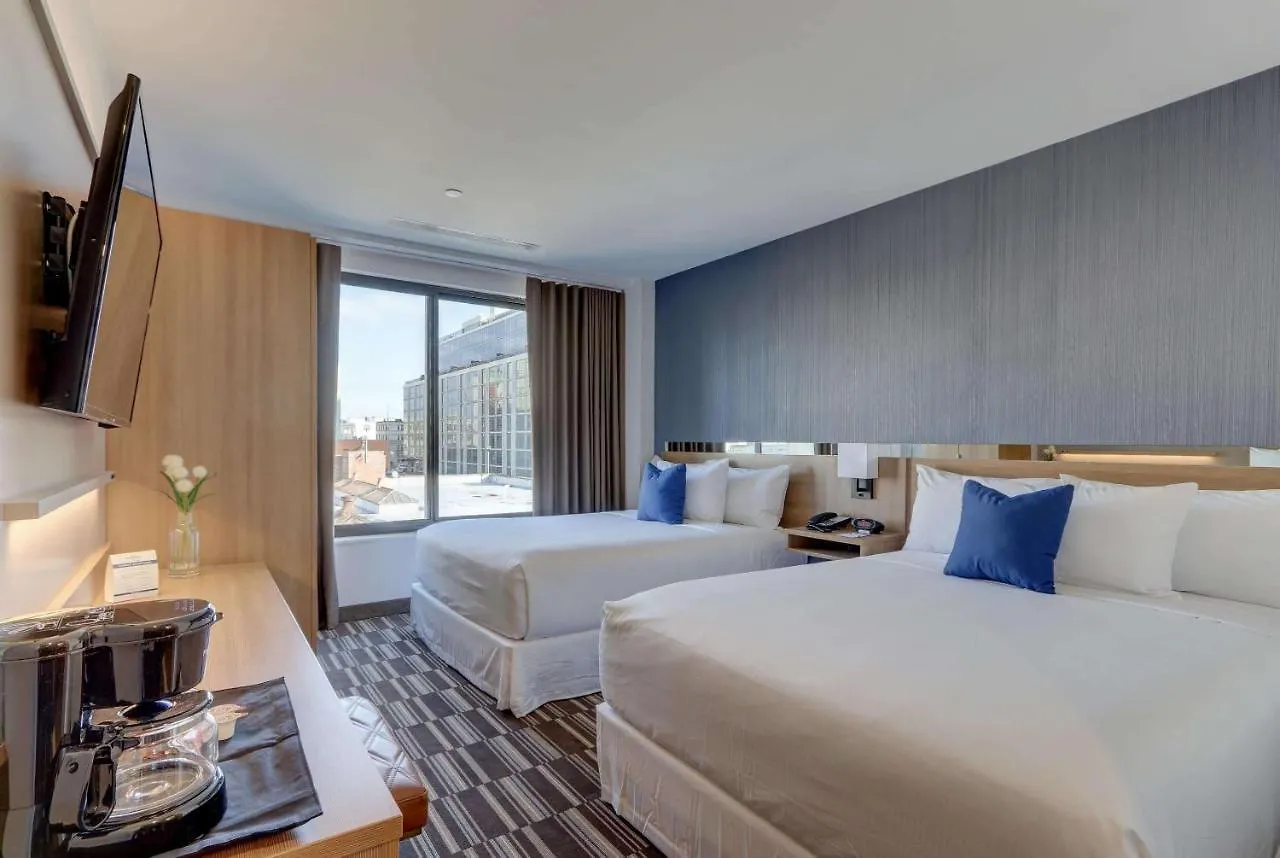 Hotel Microtel Inn By Wyndham Long Island City New York